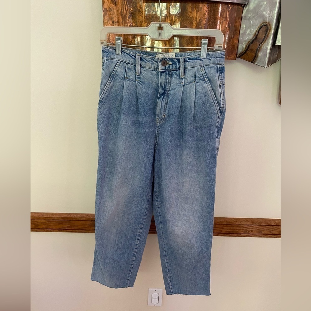 Free People We The Free high waisted pleated boyfriend jeans blue size 27